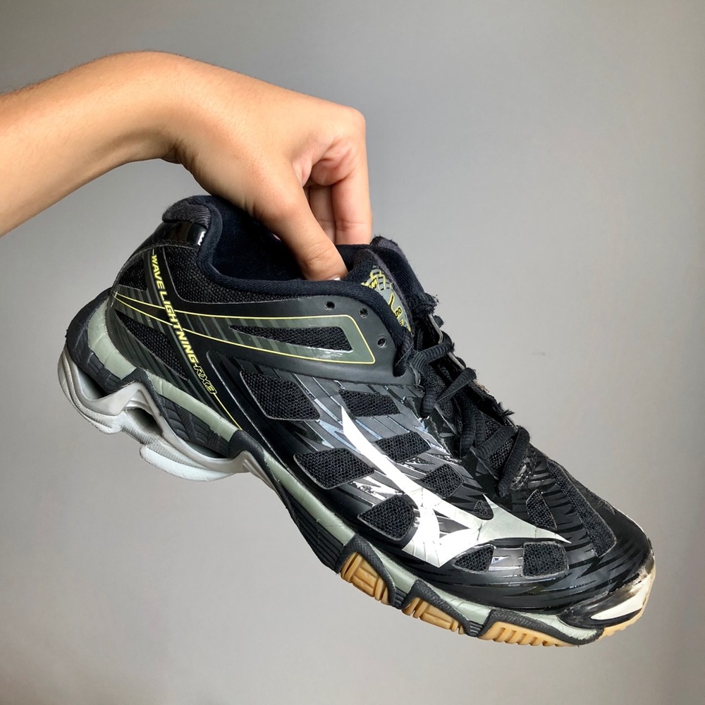 Mizuno Rx3 Volleyball Sneakers